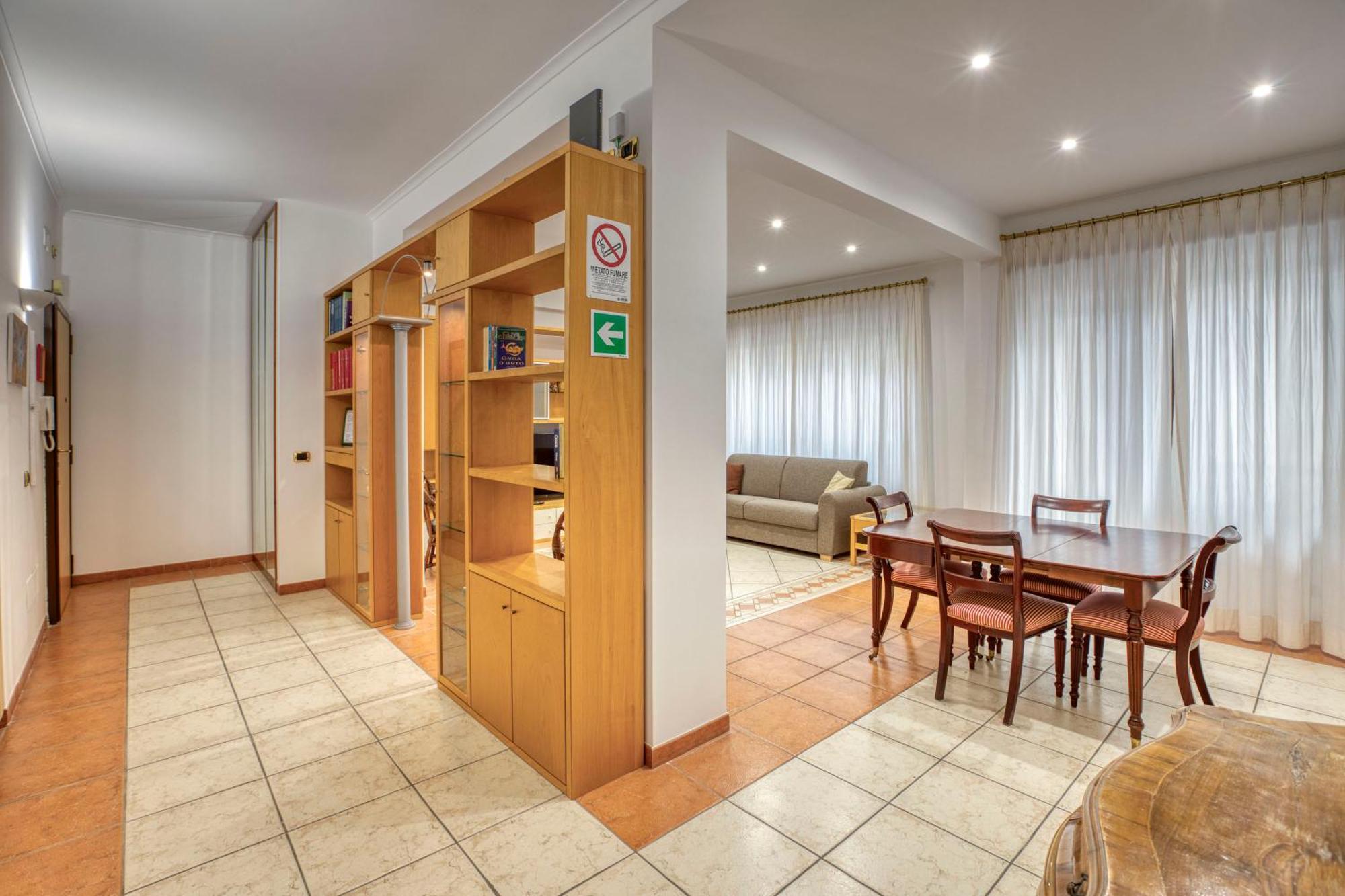Dimora Savorelli, Ampio Zona Vaticano Apartamento Roma